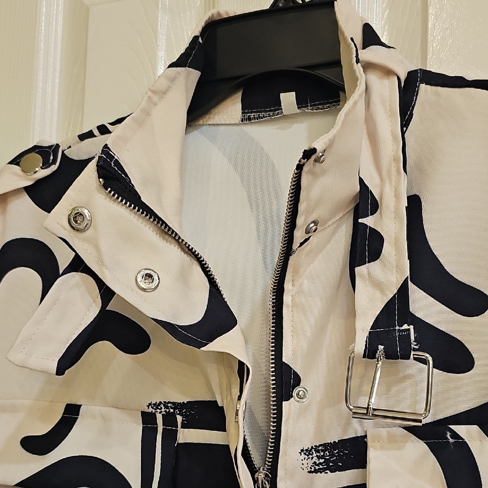 New Leopard Print Zippered Drawstring Waist Stand Collar Jacket  MEDIUM - Picture 16 of 16